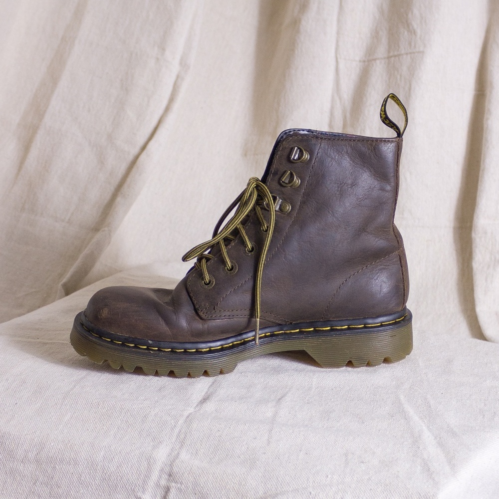 🌷 dr martens 7-tie boots